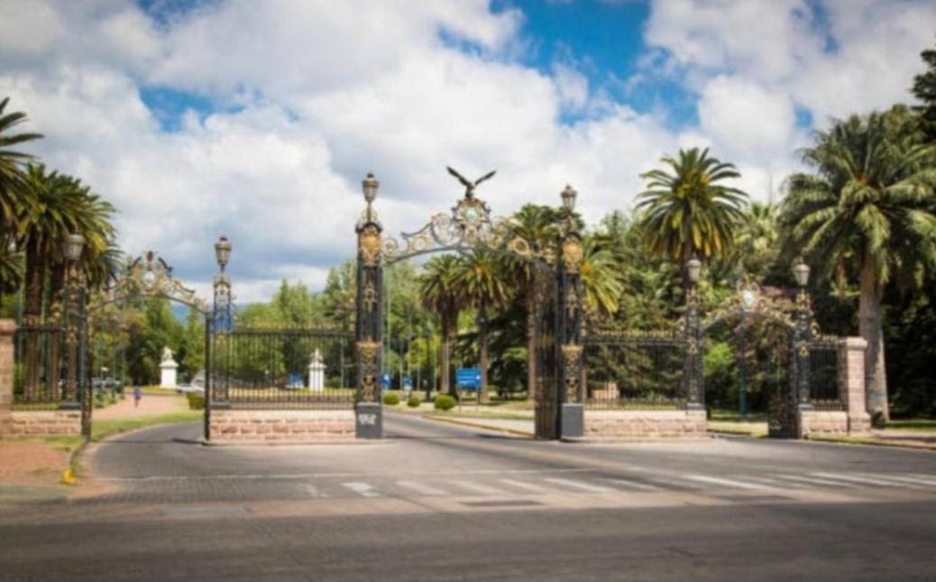 Apartamento Rufina V centrico exclusivo in PIAZZA Mendoza Esterno foto